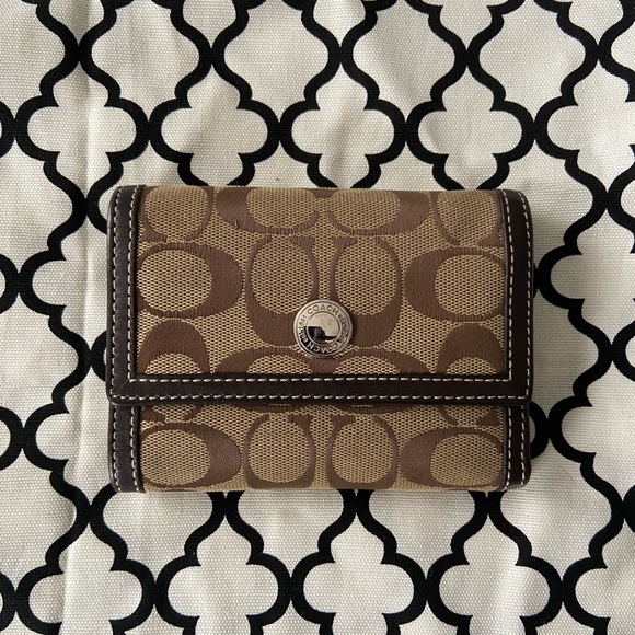 Authentic Coach wallets - Picture 6 of 6